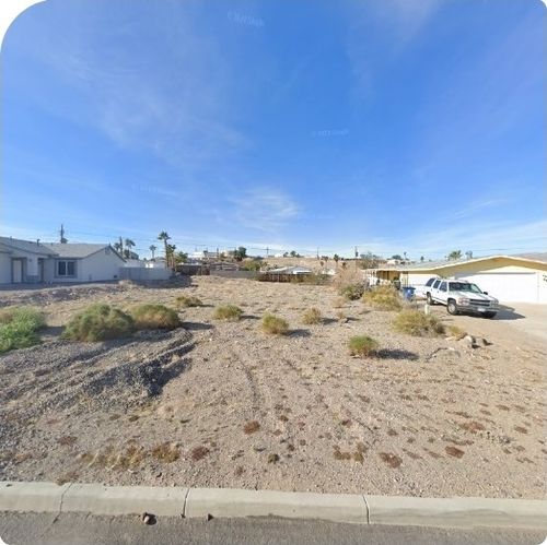 1684 Toro Rd, Bullhead City, AZ, 86442-7289 | Card Image