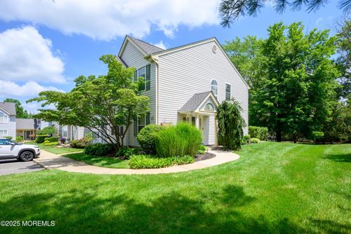 10-45 Liverpool Ct, Freehold, NJ, 07728-4940 | Card Image