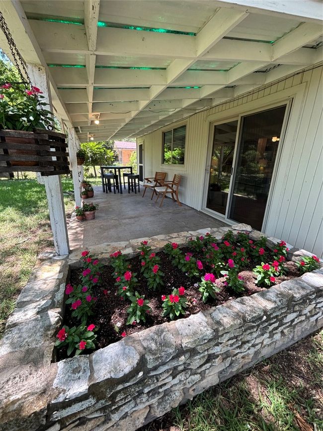 3205 Whites Dr, House other with 4 bedrooms, 2 bathrooms and 4 parking in Austin TX | Image 19