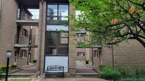 apt-148-181 Loomis Drive, West Hartford, CT, 06107 | Card Image