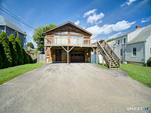 26 Hawthorne Ave, Shelton, CT, 06484-4413 | Card Image