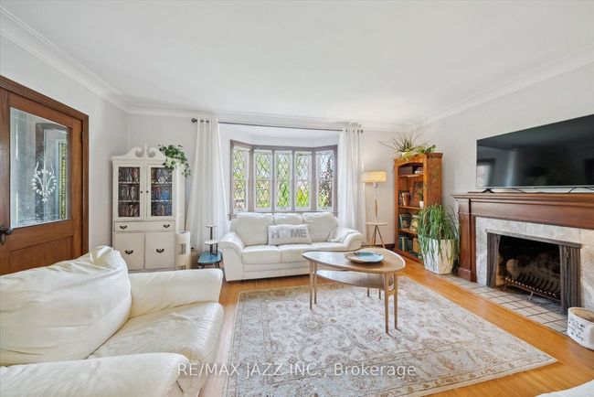 649 Masson St, House other with 3 bedrooms, 2 bathrooms and 3 parking in Oshawa ON | Image 6