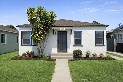 1637 E Poppy St, Long Beach, CA, 90805-3101 | Card Image