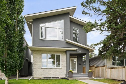 2832 42 St Sw, Calgary, AB, T3E3M1 | Card Image