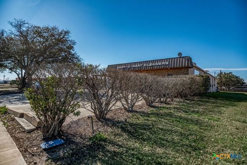 1325 W Austin St, Port Lavaca, TX, 77979-3703 | Card Image