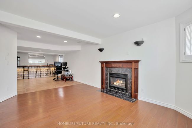 4738 Shadetree Crt, House other with 5 bedrooms, 3 bathrooms and 4 parking in Windsor ON | Image 8