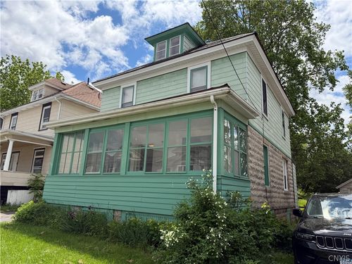 127 Burdick Ave, Syracuse, NY, 13208-1703 | Card Image
