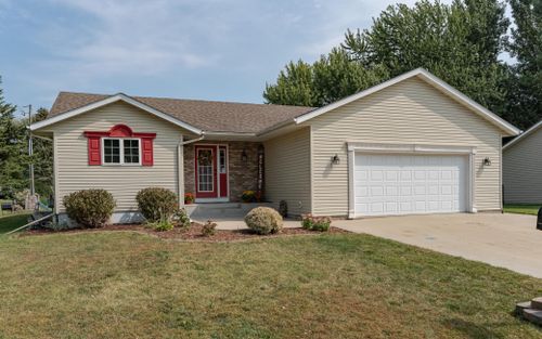515 6th St, West Concord, MN, 55985-8804 | Card Image