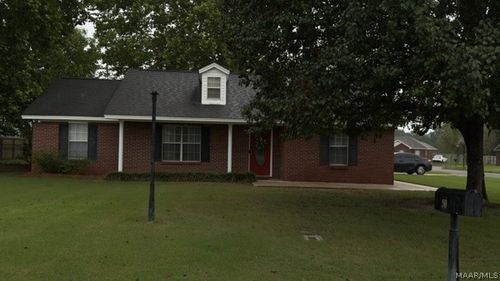 90 Scarlet Oak Dr, Deatsville, AL, 36022-5083 | Card Image