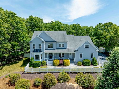 17 Dudley Rd, Mendon, MA, 01756-1088 | Card Image