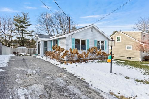 17 Spring Street, South Portland, ME, 04106 | Card Image