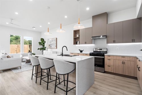 a-3617 Mount Pleasant St, Houston, TX, 77021-5605 | Card Image