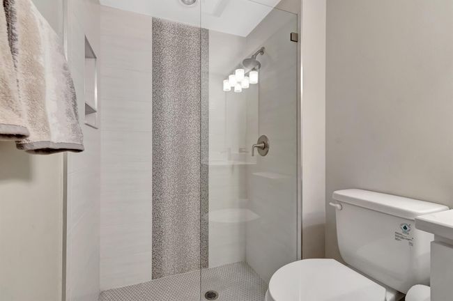 APT-101C - 300 N Highway A1a, Condo with 2 bedrooms, 2 bathrooms and null parking in Jupiter FL | Image 22