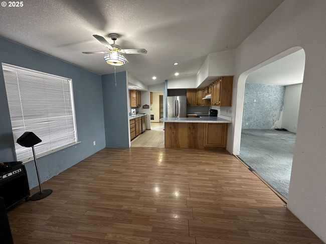 404 Second St, House other with 3 bedrooms, 2 bathrooms and null parking in Fossil OR | Image 15