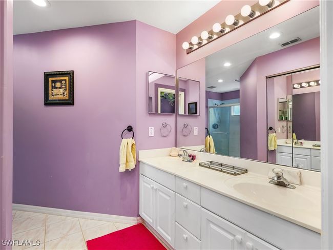 APT-202 - 1170 Partridge Ln, Condo with 2 bedrooms, 2 bathrooms and null parking in NAPLES FL | Image 20