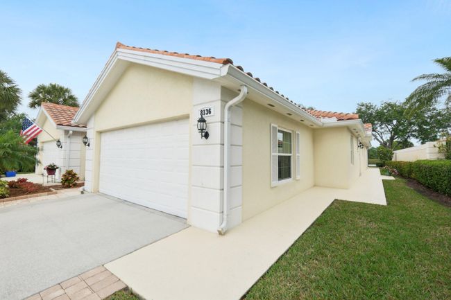 8136 Se Peppercorn Ct, House other with 3 bedrooms, 2 bathrooms and null parking in Hobe Sound FL | Image 37