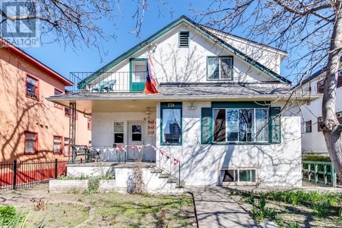 730 Bernard Ave, Kelowna, BC, V1Y6P5 | Card Image