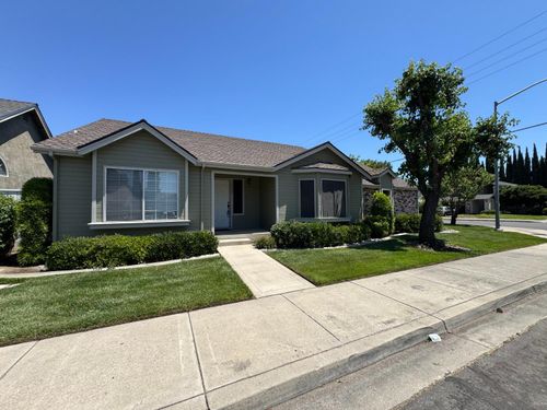 1900 Temescal Dr, Modesto, CA, 95355-9553 | Card Image
