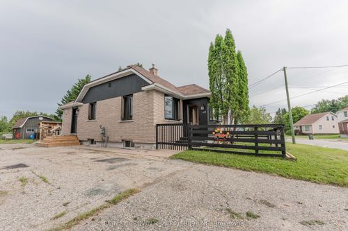 48 Fifth St, Smooth Rock Falls, ON, P0L2B0 | Card Image