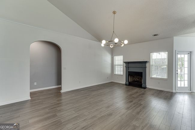 2464 Laurelfield Dr, House other with 3 bedrooms, 2 bathrooms and null parking in Grayson GA | Image 10