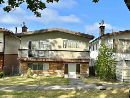 6915 Beatrice St, Vancouver, BC, V5P3R6 | Card Image
