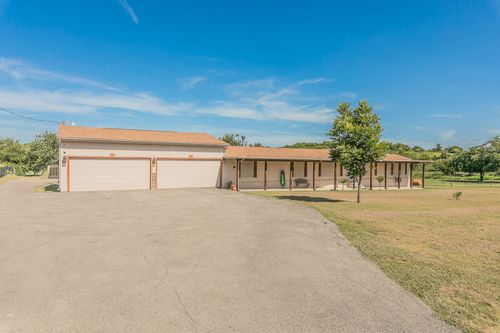 6117 County Road 915, Joshua, TX, 76058-4149 | Card Image