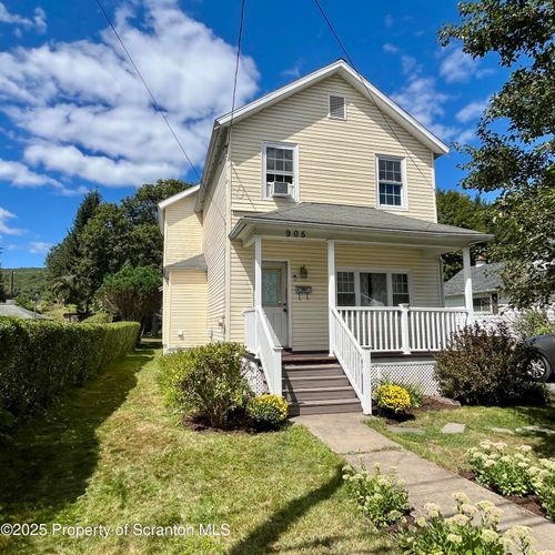 905 Hill St, Mayfield, PA, 18433-2018 | Card Image