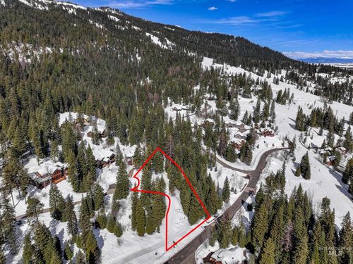 100 Canoe Ct, Donnelly, ID, 83615 | Card Image