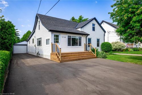 2748 Prince William St, Jordan Station, ON, L0R1S0 | Card Image