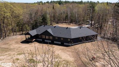 1250 Old Parry Sound Rd, House other with 4 bedrooms, 3 bathrooms and 25 parking in Utterson ON | Image 3