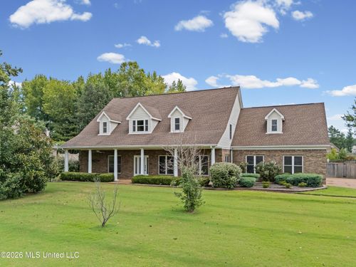 5294 Meadow Pointe Dr, Southaven, MS, 38672-6726 | Card Image