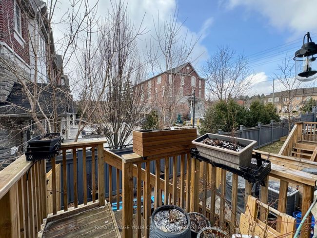 15 Hiawatha Crt, House attached with 3 bedrooms, 4 bathrooms and 1 parking in Vaughan ON | Image 37
