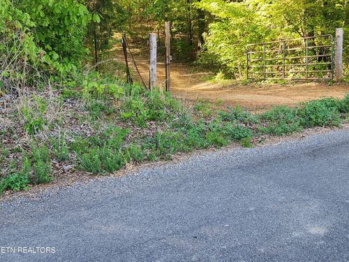 277 County Road 408, Englewood, TN, 37329-5023 | Card Image