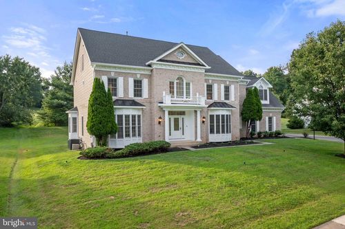 16913 Harbour Town Dr, ASHTON, MD, 20861-8013 | Card Image