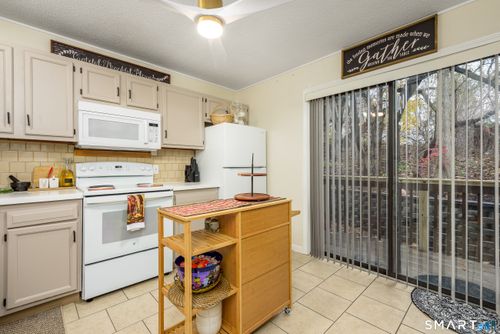 apt-2c-181 Hicks St, Meriden, CT, 06450-1957 | Card Image