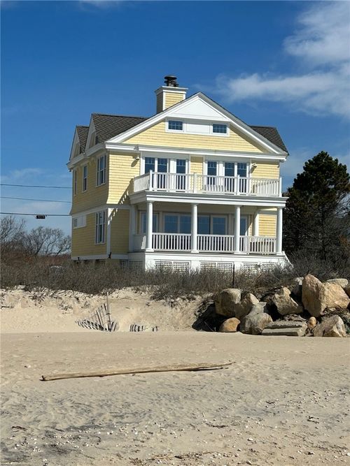 76 Green Hill Ocean Dr, South Kingstown, RI, 02879-6800 | Card Image