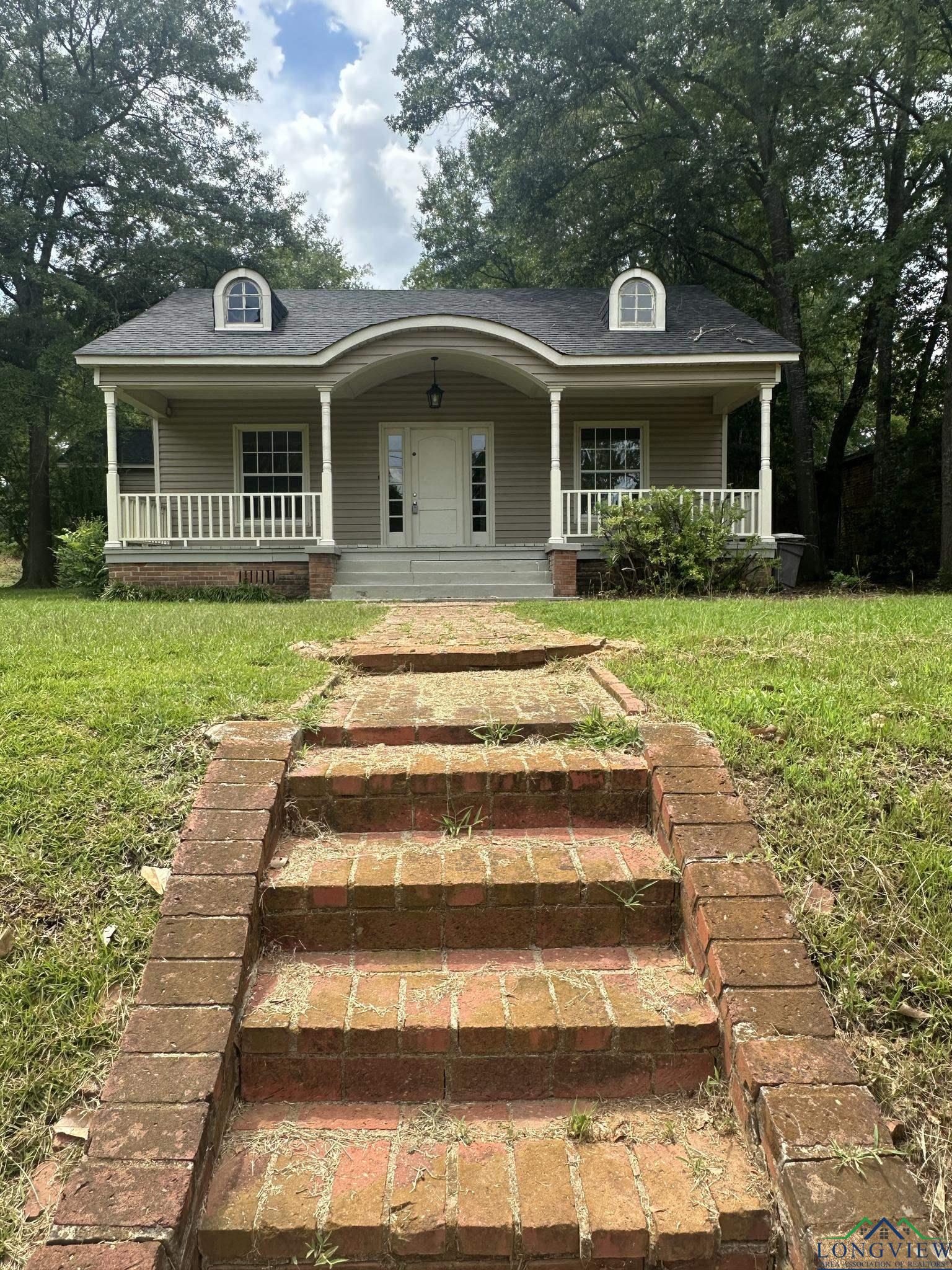 Louise St, Atlanta, TX 75551