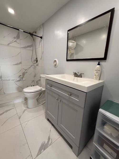 apt-301-8429 Forest Hills Dr, Coral Springs, FL, 33065-5436 | Card Image