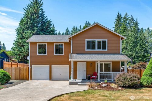 1718 193rd Avenue Ct Sw, Lakebay, WA, 98349-9789 | Card Image