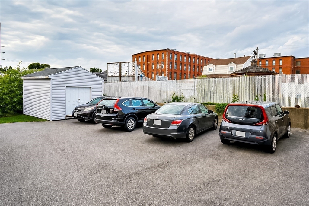 Residential Income in Fall River 3