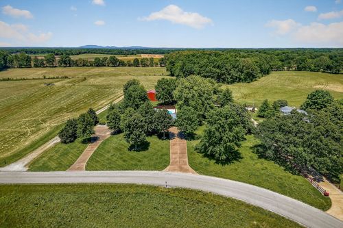 1956 Shady Grove Rd, Morrison, TN, 37357-5326 | Card Image