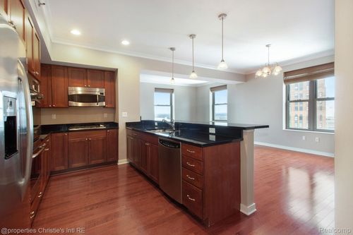 apt-2512-1135 Shelby St, Detroit, MI, 48226-2632 | Card Image