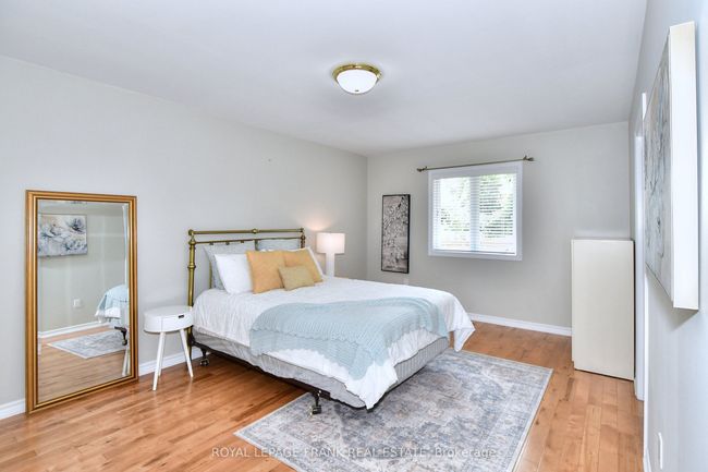 7 Village Cres, Condo with 3 bedrooms, 3 bathrooms and 1 parking in Peterborough ON | Image 11
