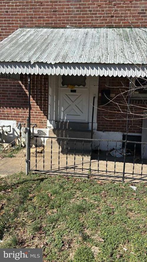 7303 Sherbrook Blvd, UPPER DARBY, PA, 19082-4618 | Card Image