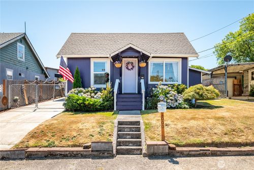 1000 Harris St, Kelso, WA, 98626-4512 | Card Image