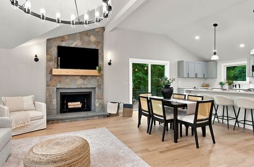 12 Burley Farm Rd, Danvers, MA, 01923-2523 | Card Image