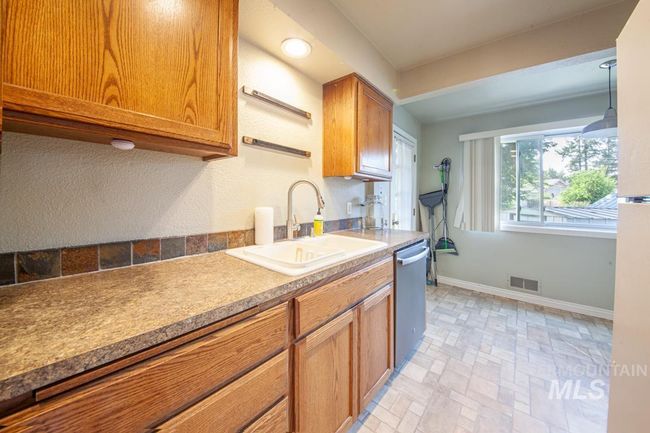 829 Diagonal St, House other with 3 bedrooms, 2 bathrooms and 1 parking in Clarkston WA | Image 6
