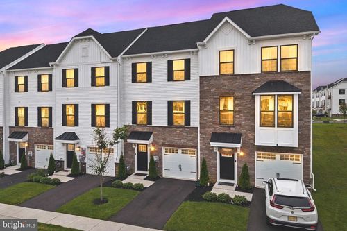 47 Rosemary Way, MOUNT LAUREL, NJ, 08054-9766 | Card Image
