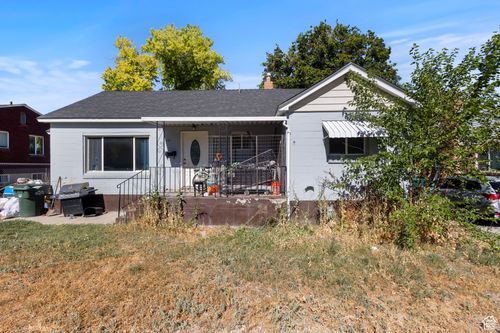 141 N Pinehurst Ave, Tooele, UT, 84074-2145 | Card Image