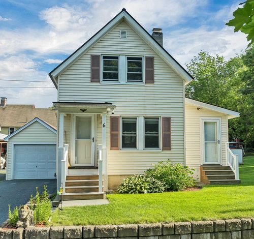 6 Davis Dr, Lebanon, NH, 03766-1017 | Card Image
